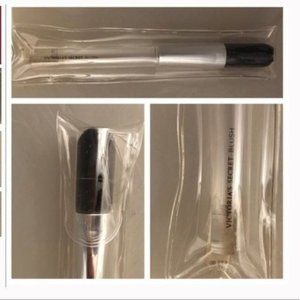 Victoria’s Secret Blush Brush Clear acrylic NWT